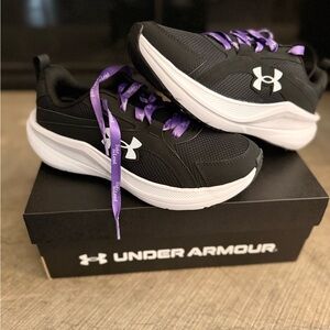 **NEW** Under Armour Women's Black Sneakers with Purple Laces